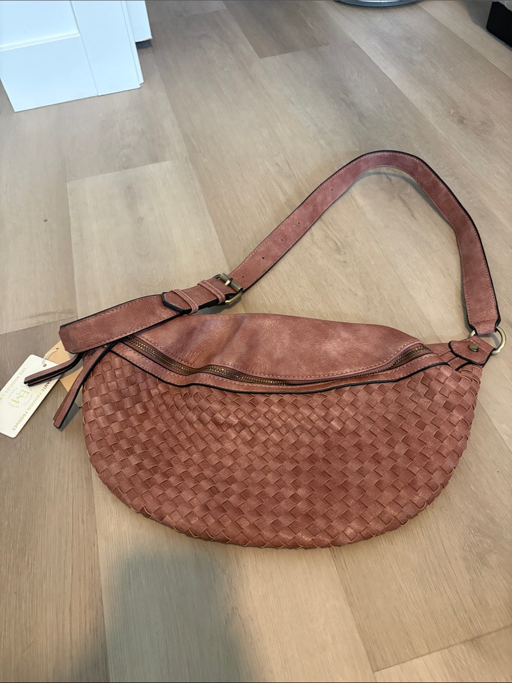 Emperia crossbody